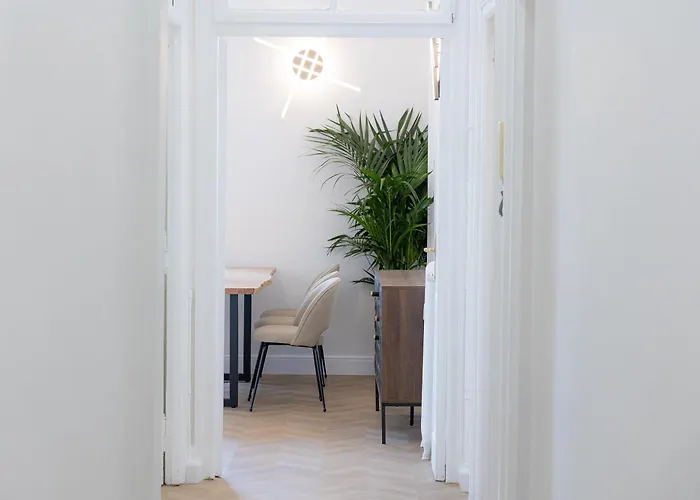 Apartment Mellini View By In Rom