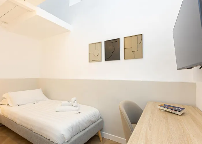Mellini View By In Apartment